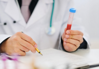 Здавати кров та її компоненти під час пандемії COVID-19 безпечно!